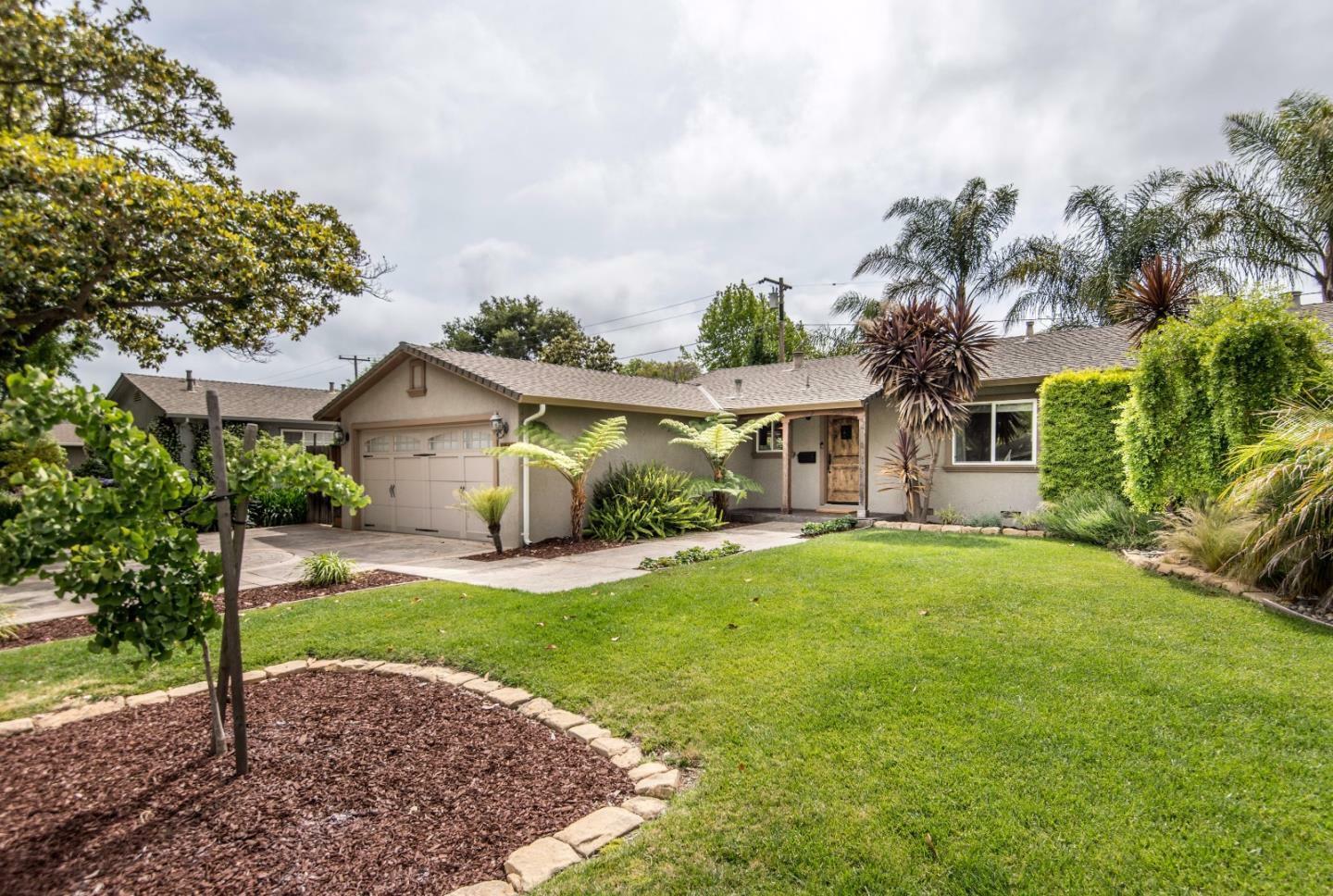 Property Photo:  1248 Phyllis Avenue  CA 94040 