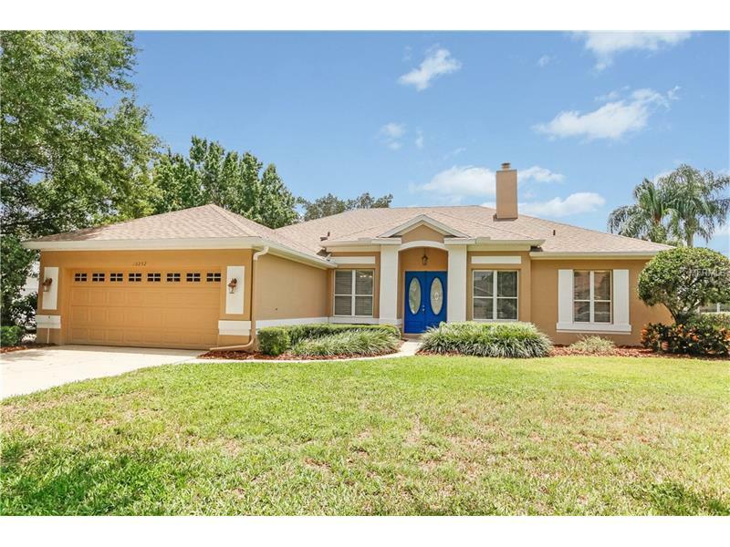 Property Photo:  10252 Pointview Court  FL 32836 