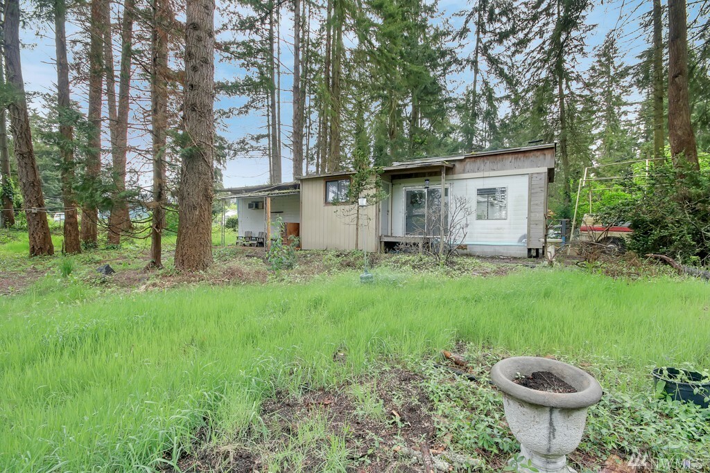 Property Photo:  25110 54th Ave E  WA 98338 