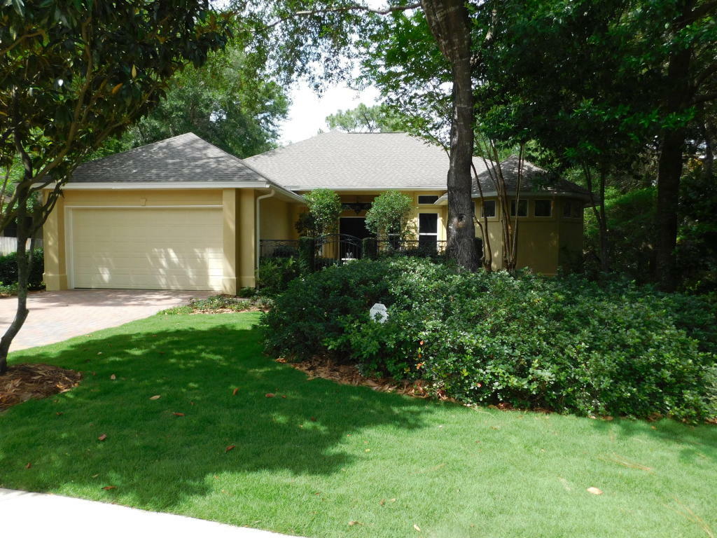 Property Photo:  205 Sweetwater Run  FL 32578 