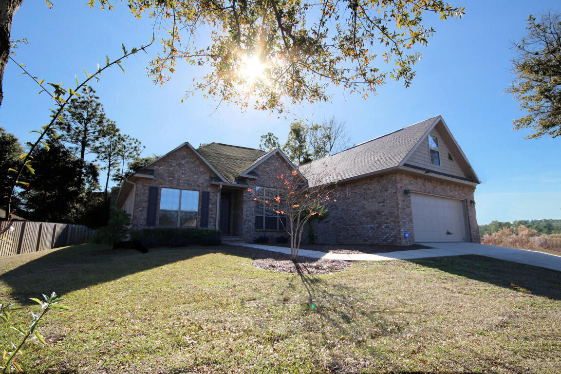Property Photo:  673 Red Fern Road  FL 32536 
