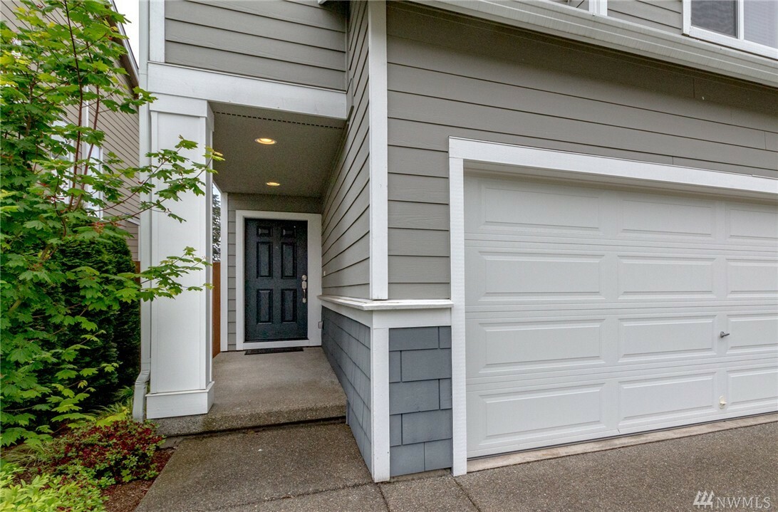 Property Photo:  18524 36th Dr SE  WA 98012 