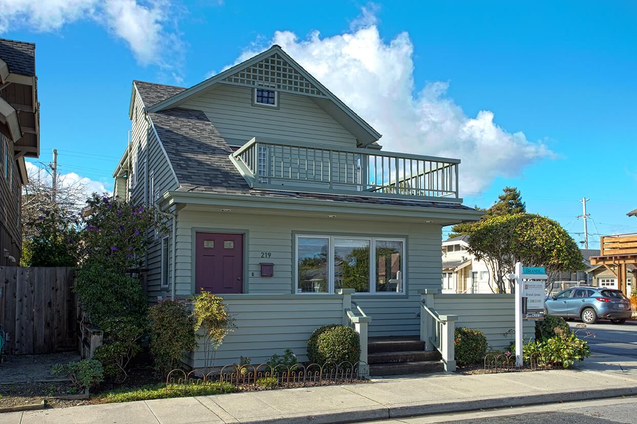 Property Photo:  219 Cypress Avenue  CA 95062 