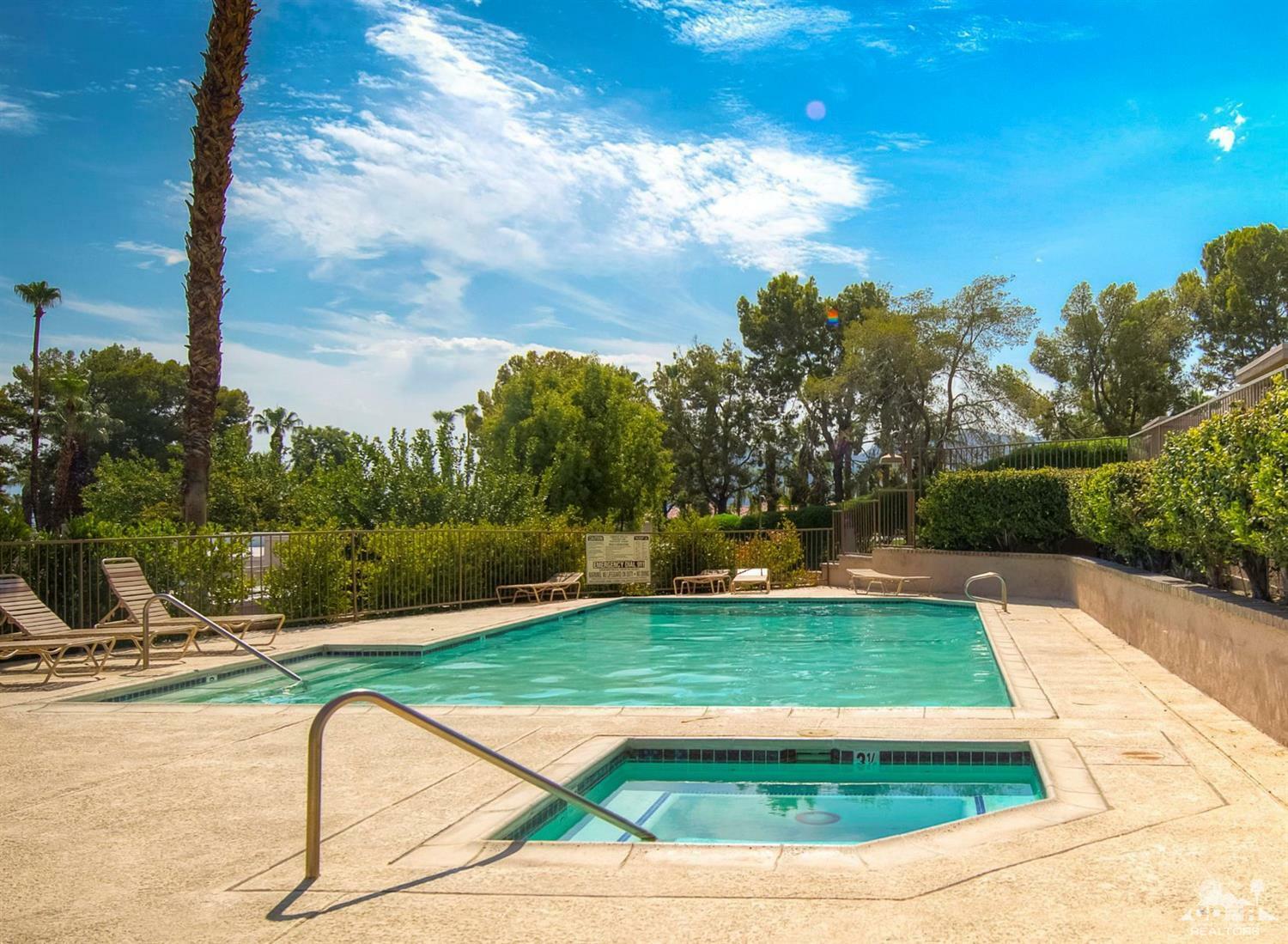 Property Photo:  72516 Sandstone Lane  CA 92260 