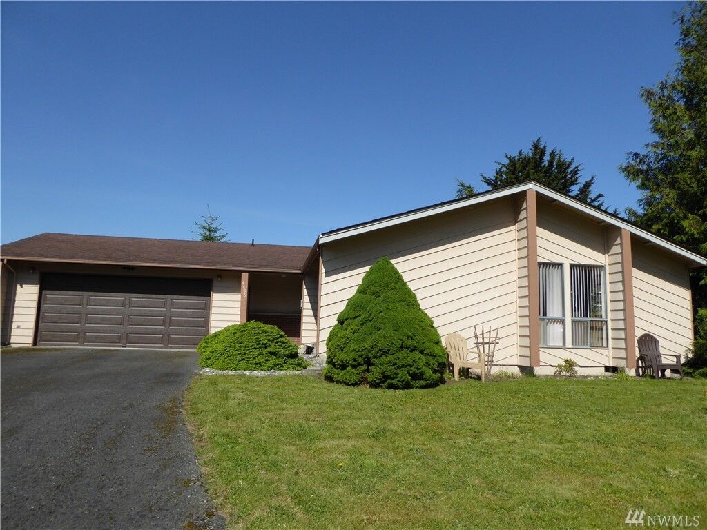 Property Photo: 4405 Lopez Ave WA 98368
