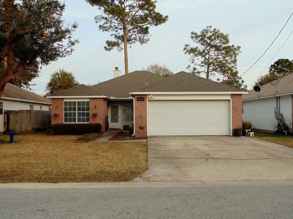 Property Photo:  1013 High Grove Court  FL 32547 