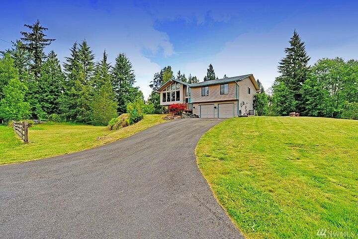 Property Photo:  21217 129th Ave SE  WA 98296 