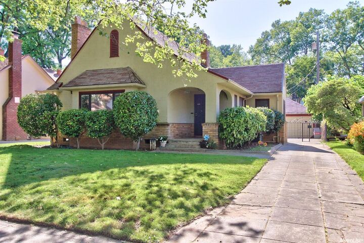 648 35th Street  Sacramento CA 95816 photo