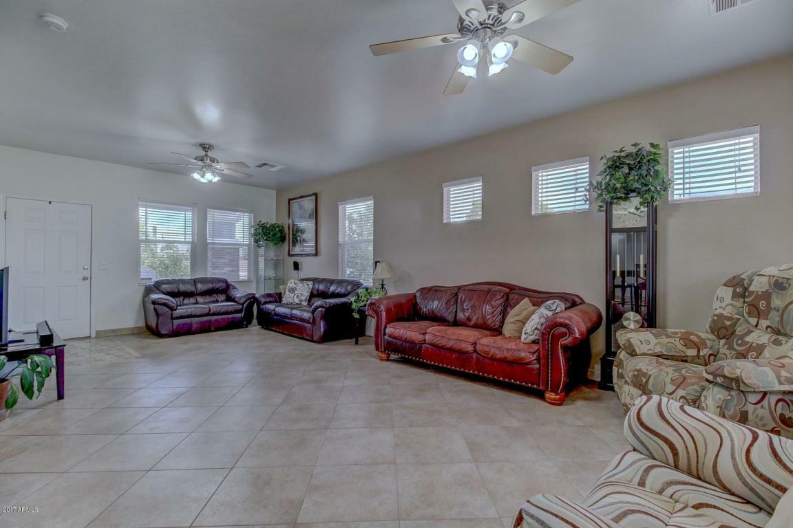 Property Photo:  2605 E Harrison Court  AZ 85295 