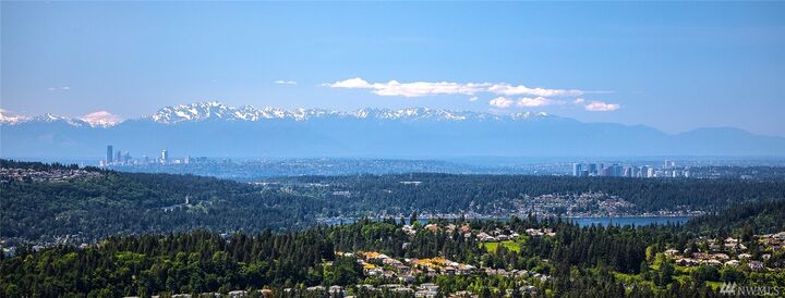 Property Photo:  3351 NE Harrison Dr  WA 98029 