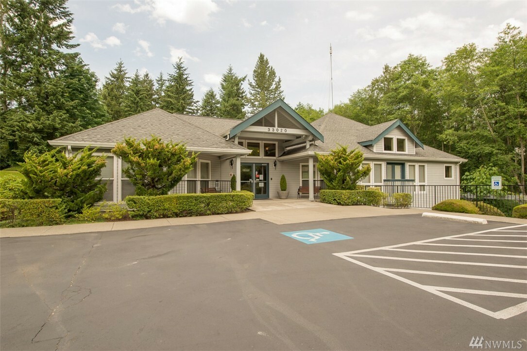 Property Photo: 33020 10th Ave W B204 WA 98023
