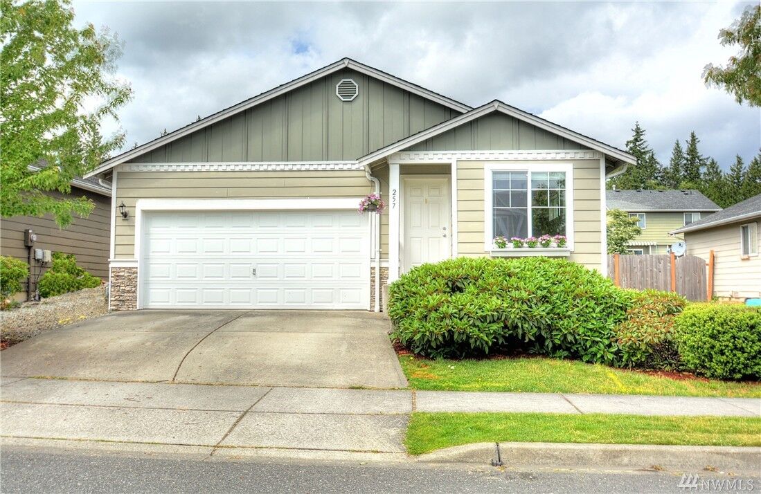 Property Photo:  257 Shantel St  WA 98274 