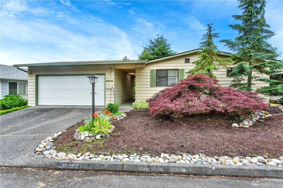 Property Photo:  23800 7th Pl W  WA 98021 