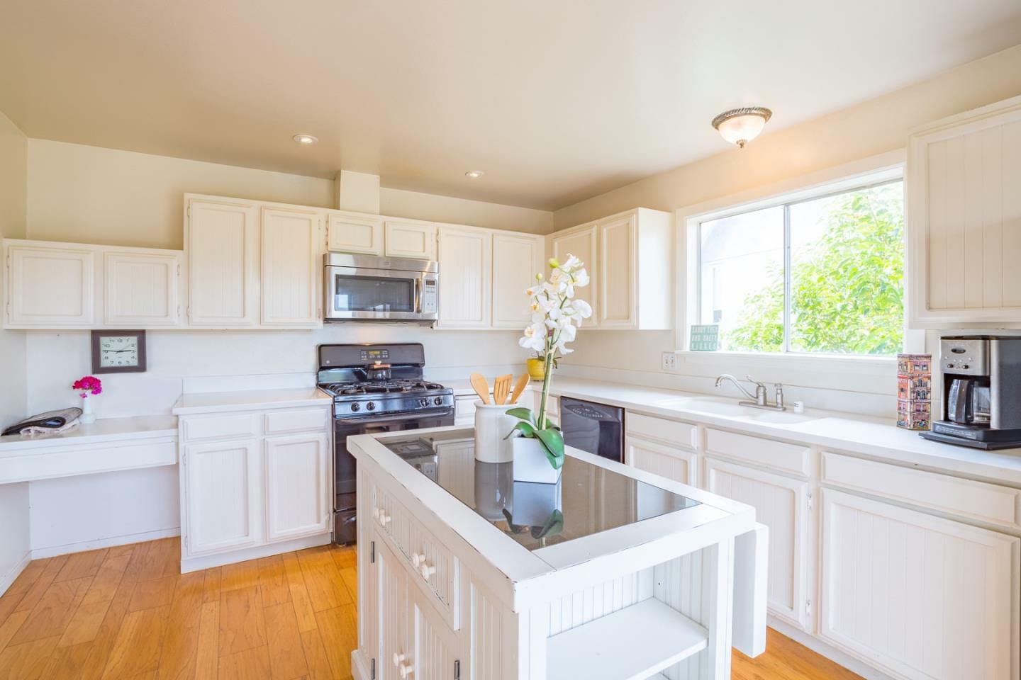 Property Photo: 823 Cresta Vista Way CA 95003