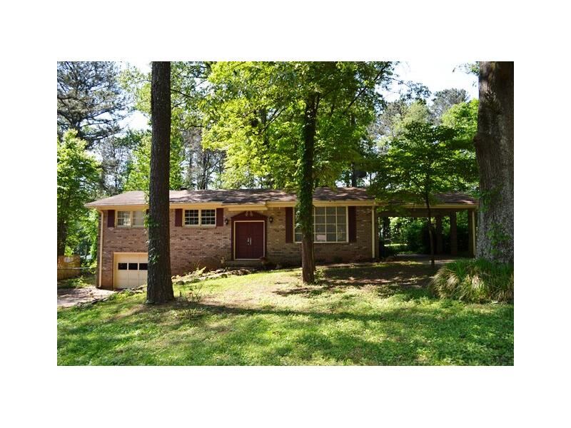 Property Photo: 1209 Siesta Lane 30102