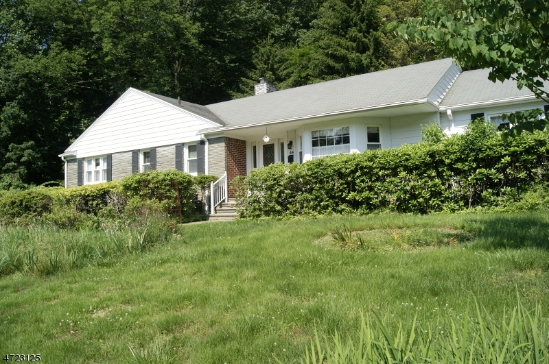 Property Photo: 44 Leamoor Dr NJ 07950