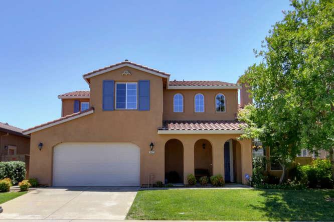 Property Photo:  1627 Chalcedony Court  CA 95630 