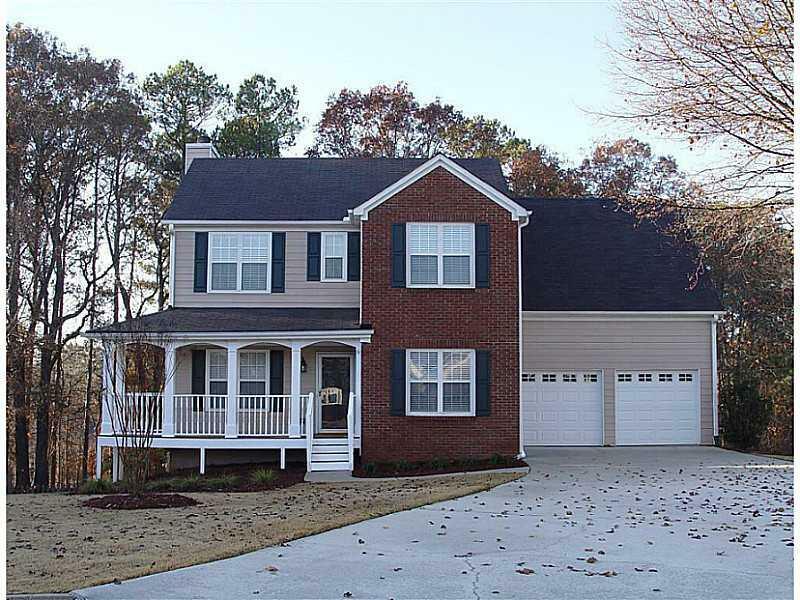 Property Photo: 306 Silverthorn Drive NW 30064