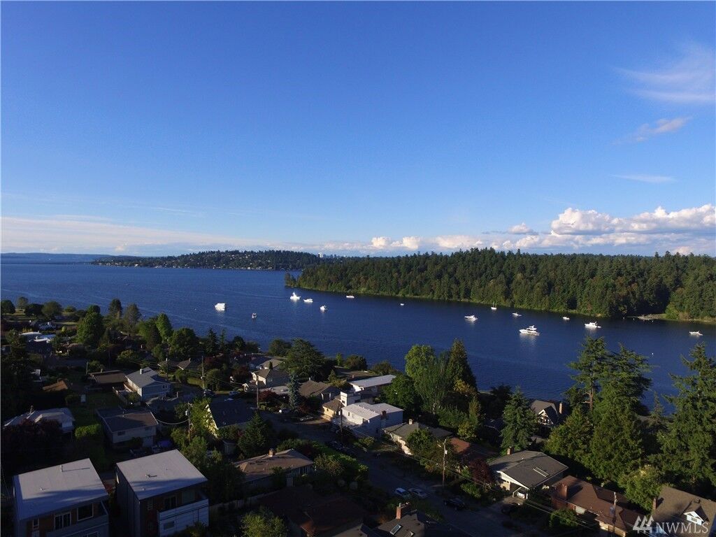 Property Photo:  5432 Seward Park Ave S  WA 98118 