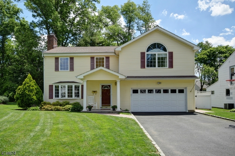 Property Photo:  738 Castleman Dr  NJ 07090 