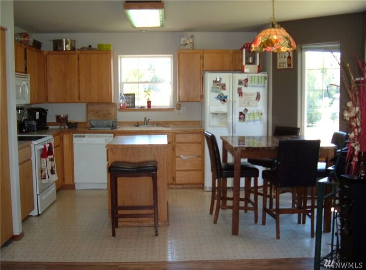 Property Photo:  18 River Overlook St  WA 98841 