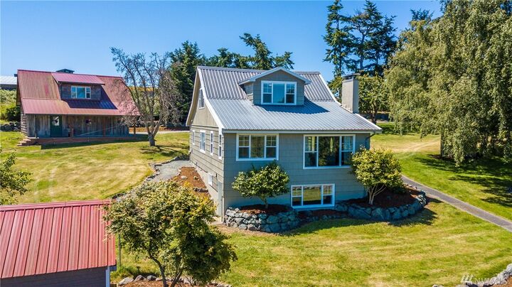 1647 W Crosby Rd  Oak Harbor WA 98277 photo