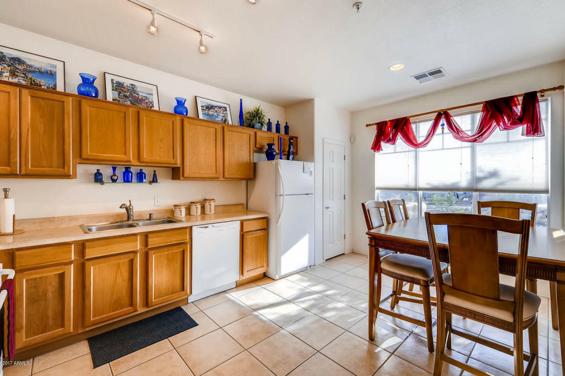 Property Photo: 9615 N 13th Avenue 107 AZ 85021