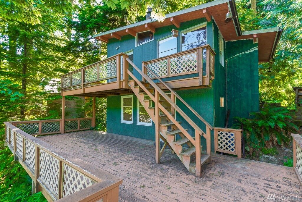 Property Photo:  52525 S Riverside Road  WA 98251 