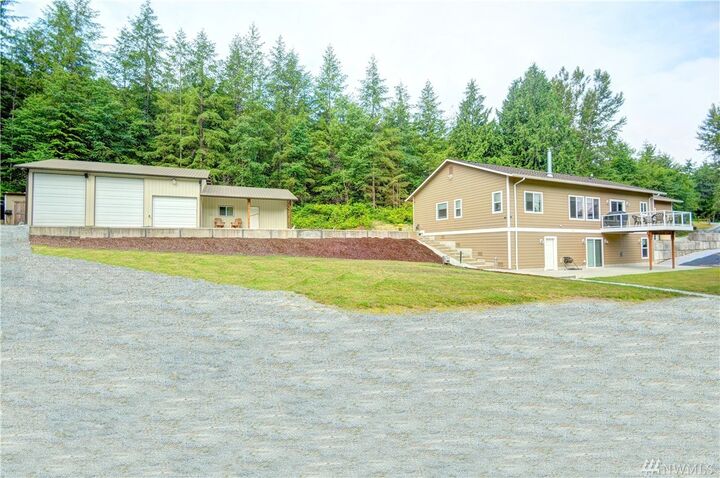 25715 Lake Cavanaugh Rd  Mount Vernon WA 98274 photo