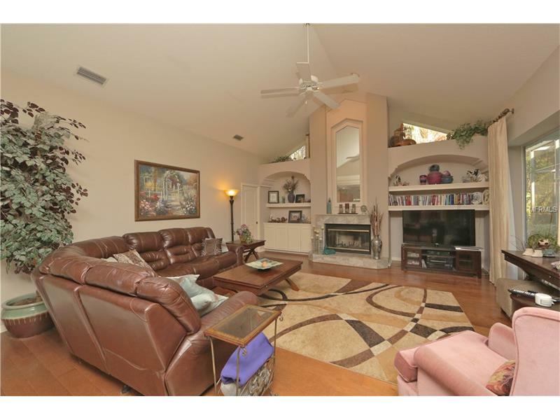 Property Photo:  40 Willowwood Lane  FL 34677 