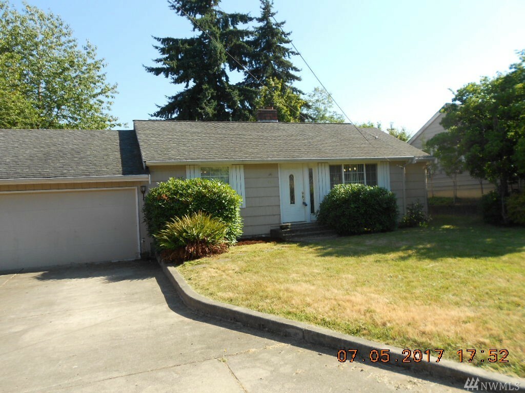 Property Photo:  4461 S 172nd  WA 98188 