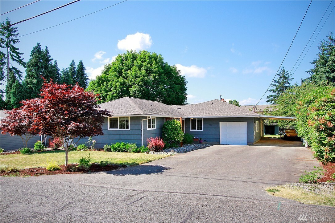 Property Photo:  7721 21st St W  WA 98466 