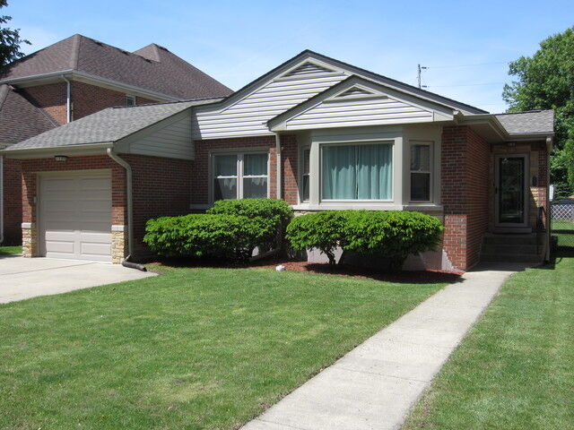 Property Photo:  936 Prospect Avenue  IL 60068