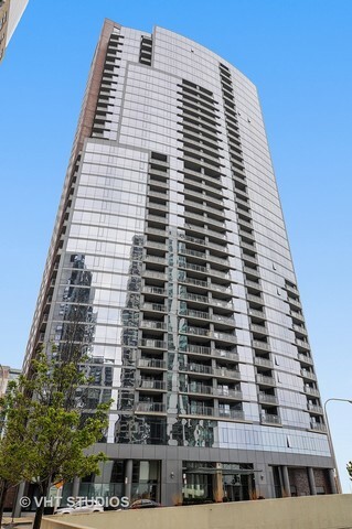 Property Photo:  450 Waterside Drive 811  IL 60601 