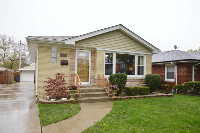 Property Photo: 8331 Olcott Avenue IL 60714