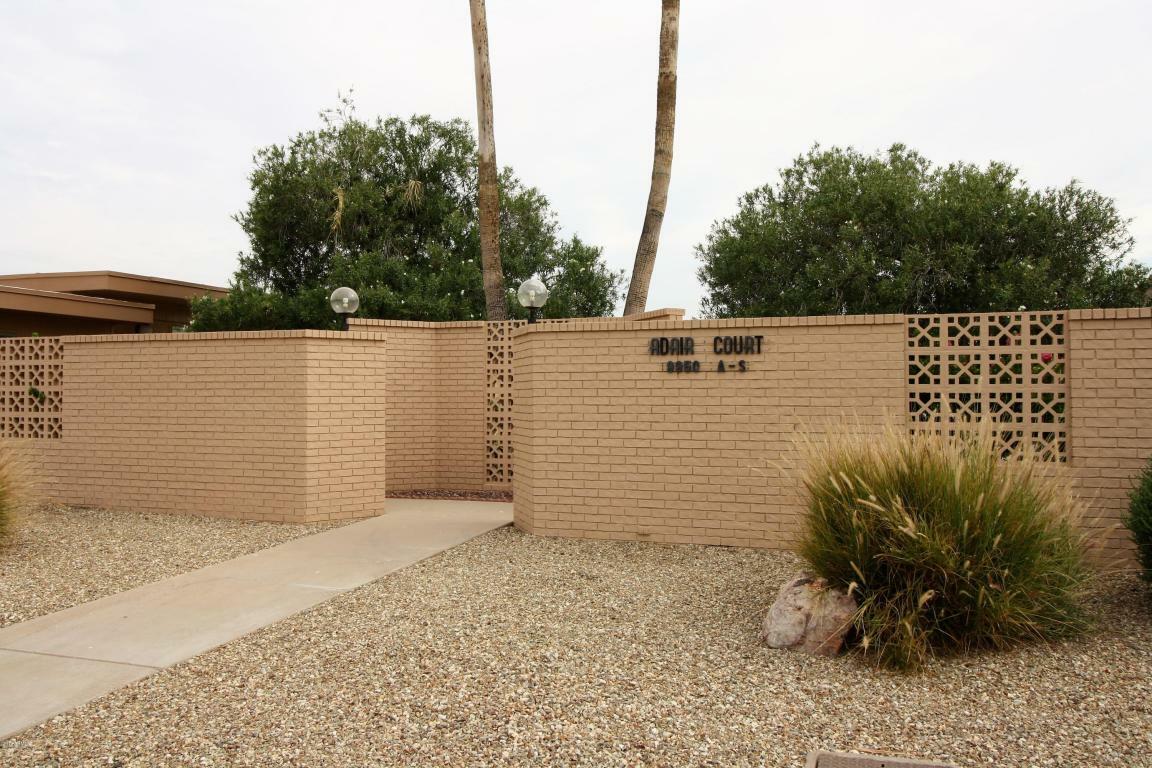 Property Photo: 9950 W Royal Oak Road N AZ 85351