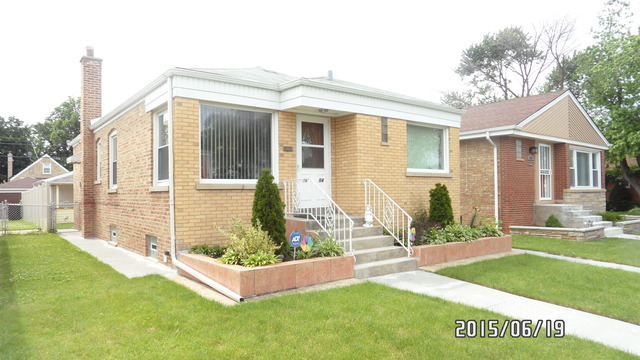 2854 N Narragansett Avenue  Chicago IL 60634 photo