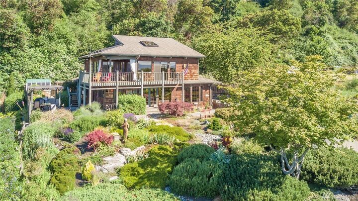 25937 75th Ave SW  Vashon WA 98070 photo