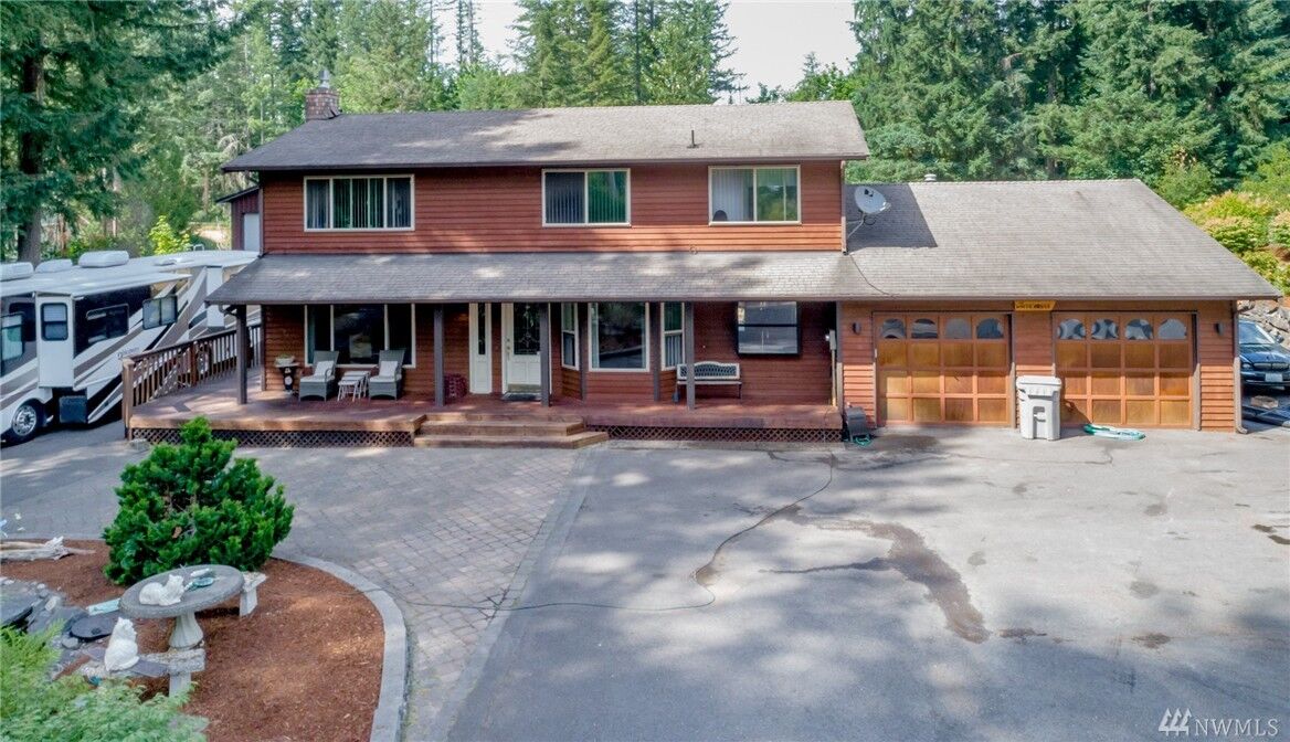 Property Photo: 20706 SE 281st St WA 98042