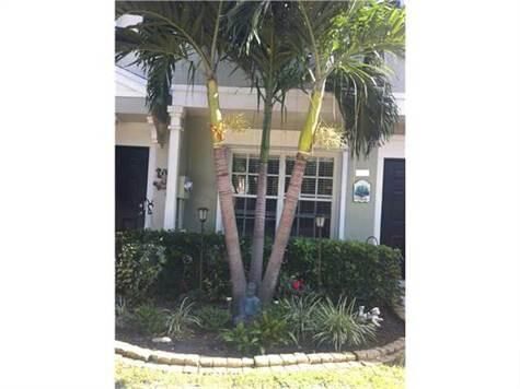 Property Photo:  926 Kokomo Key Lane  FL 33483 