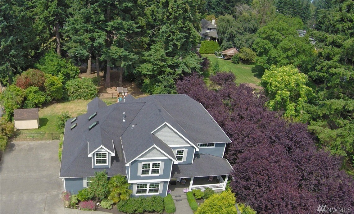 Property Photo:  22612 88th Ave W  WA 98026 