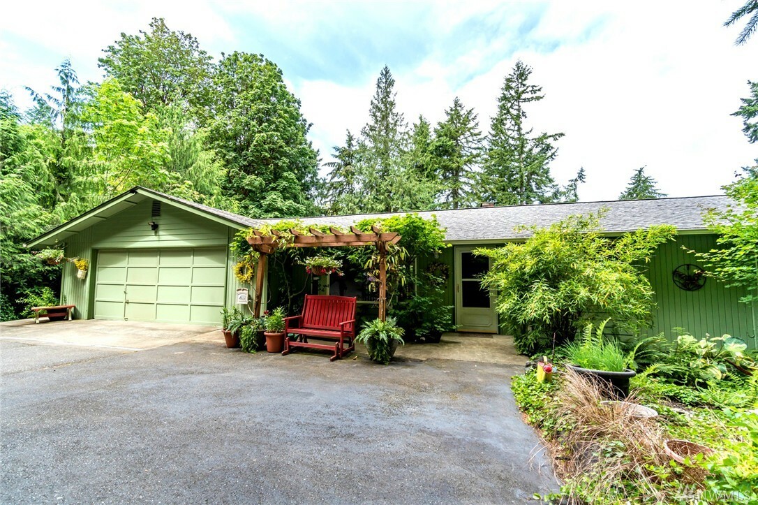 Property Photo:  4484 Eastway Dr SE  WA 98366 