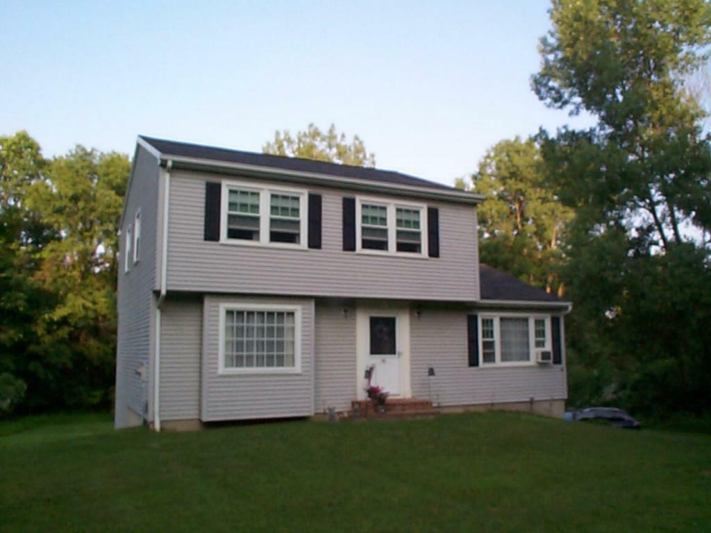 Property Photo:  10 North Valley Road  CT 06776 