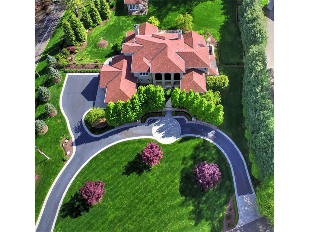 Property Photo: 7 Stone Manor Drive CT 06461