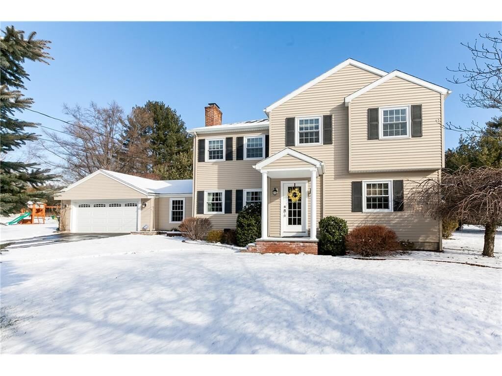 Property Photo:  86 Greenfield Drive  CT 06611 