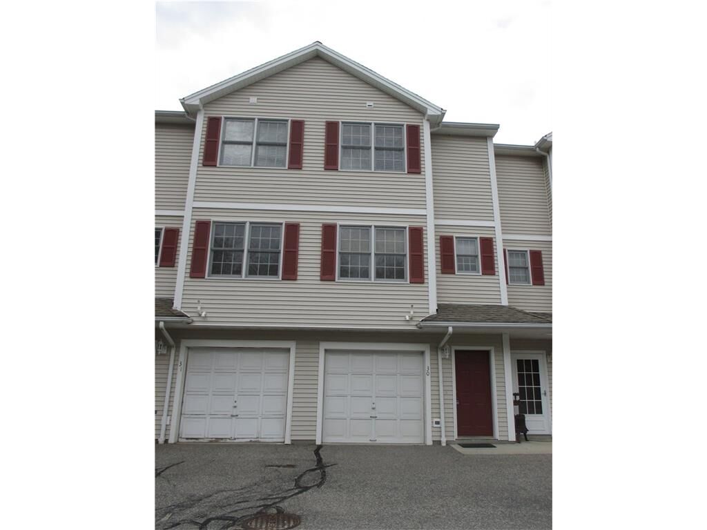 Property Photo: 30 East Court 30 CT 06418