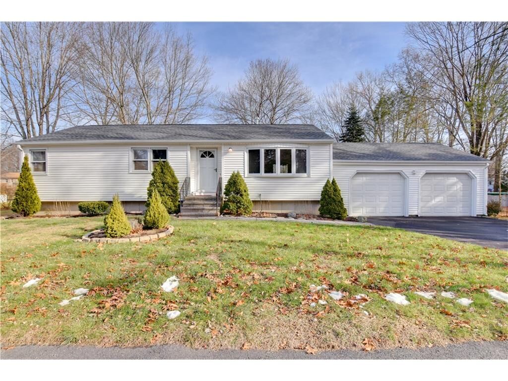 Property Photo: 39 Martin Terrace CT 06401