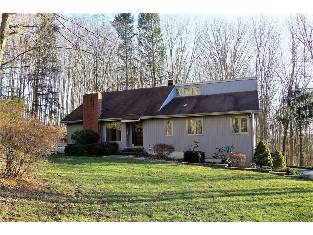Property Photo:  31 Hungry Hill Circle  CT 06437 