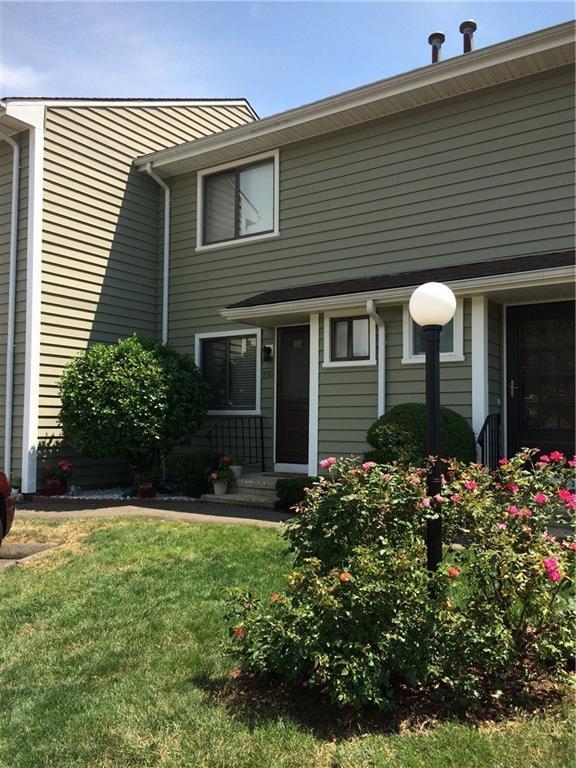 Property Photo: 185 Monticello Drive 185 CT 06405
