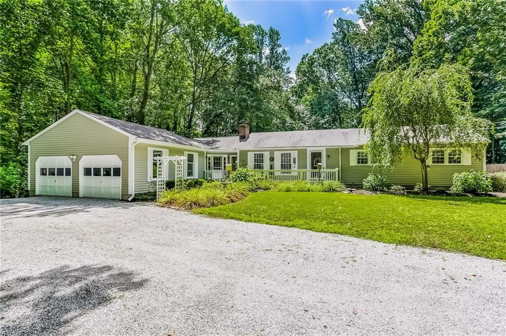 Property Photo: 424 Warpas Road CT 06443